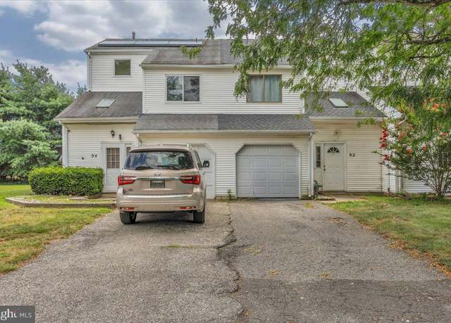 Property at 92 Ginger Dr, Lumberton, NJ 08048, 3 beds, 2.5 baths