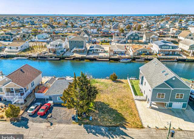 Property at 15 W Brig Dr, Little Egg Harbor Twp, NJ 08087