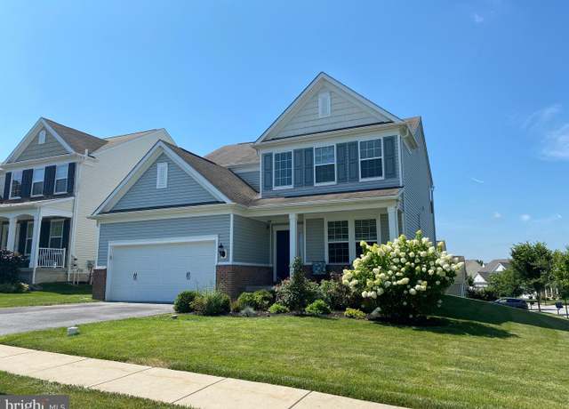 Property at 614 Empire Dr, Downingtown, PA 19335, 4 beds, 3.5 baths