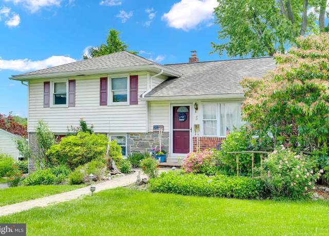 Property at 5 Dorset Dr, Broomall, PA 19008, 3 beds, 1.5 baths
