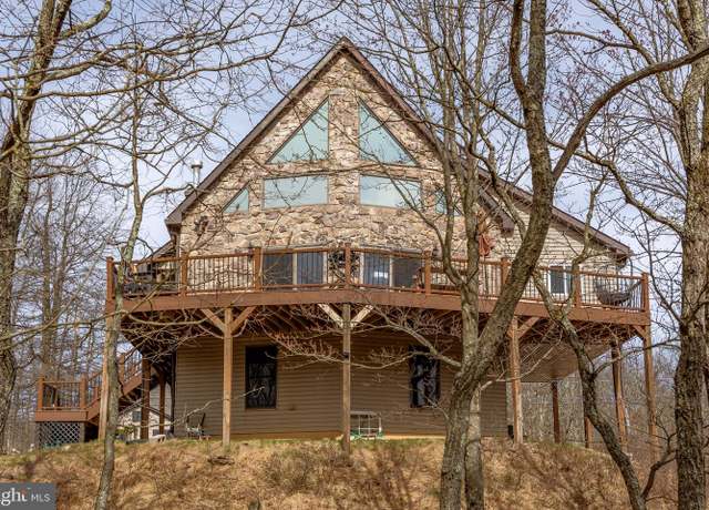 Property at 208 Pine Valley Ln, Hazle Township, PA 18202, 3 beds, 2 baths