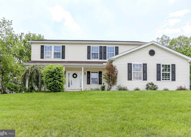 Property at 2790 Admire Springs Dr, Dover, PA 17315, 4 beds, 2.5 baths