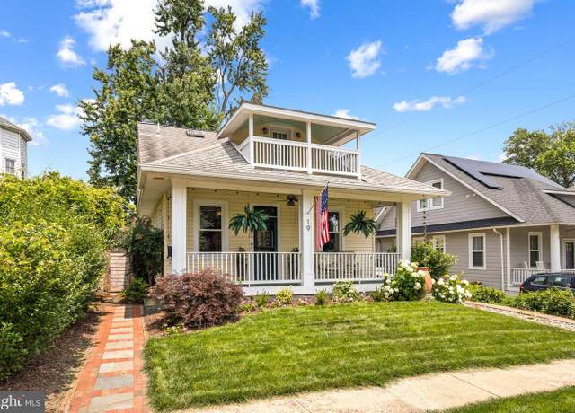 Property at 19 W Wyatt Ave, Alexandria, VA 22301, 4 beds, 3 baths