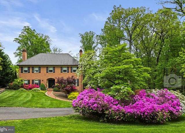 Property at 1175 Daleview Dr, Mclean, VA 22102, 4 beds, 3 baths