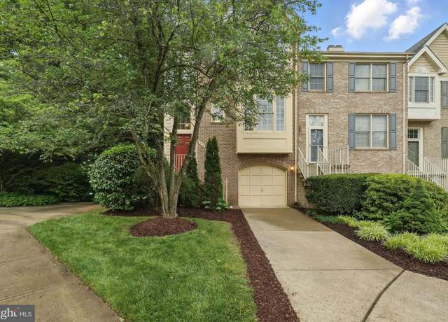Property at 1393 Heritage Oak Way, Reston, VA 20194, 3 beds, 3 baths