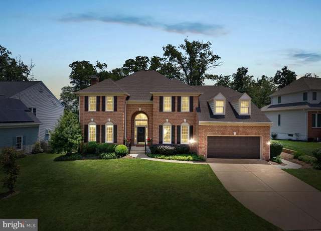 Property at 43251 Brownstone Ct, Ashburn, VA 20147, 5 beds, 5 baths