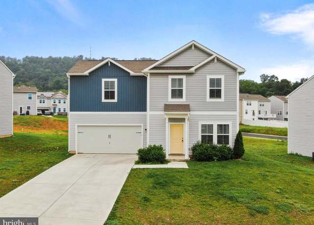 Property at 38 Preening Rd, Hedgesville, WV 25427, 3 beds, 2.5 baths