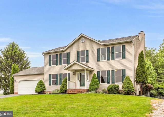 Property at 4040 Old Washington Rd, Westminster, MD 21157, 4 beds, 3.5 baths