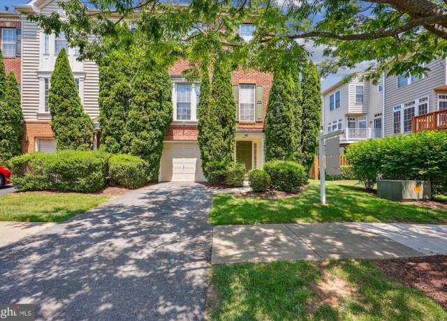 Property at 13901 Chatterly Pl, Germantown, MD 20874, 3 beds, 3 baths