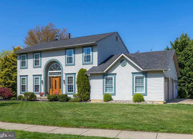 Property at 2 Kensington Ct, Sewell, NJ 08080, 4 beds, 2.5 baths