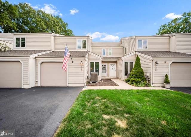 Property at 224 Hastings Ct, Doylestown, PA 18901, 3 beds, 2.5 baths