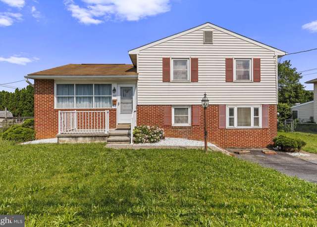 Property at 303 Brandy Ln, Mechanicsburg, PA 17055, 4 beds, 2.5 baths