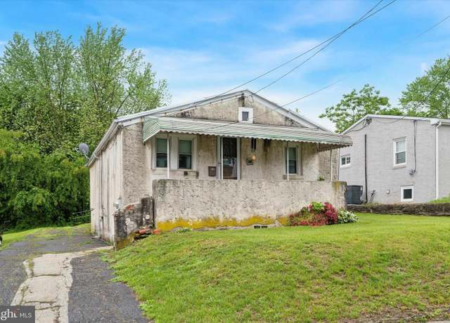 Property at 416 South St, Phoenixville, PA 19460, 3 beds, 1 bath