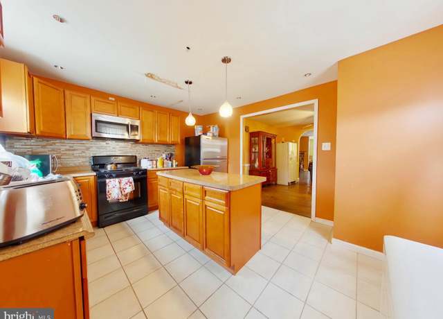 Property at 921 Serrill Ave, Lansdowne, PA 19050, 3 beds, 1 bath