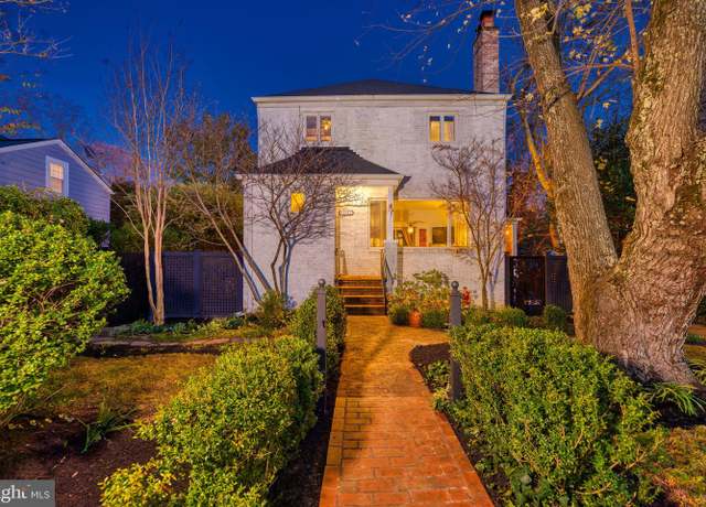 Property at 107 S Kensington St, Arlington, VA 22204, 3 beds, 3 baths