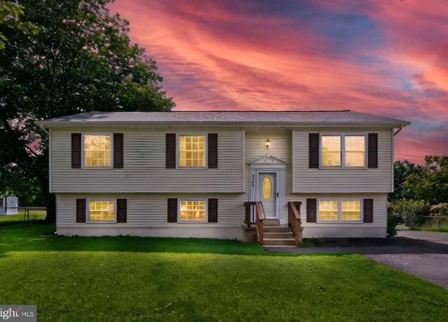 Property at 6727 Willowbrook Dr, Bealeton, VA 22712, 3 beds, 3 baths