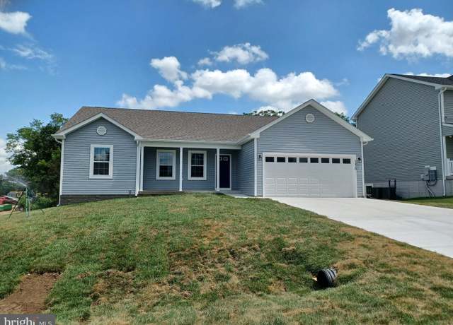 Property at 1420 Prentiss Point Pkwy, Martinsburg, WV 25401, 4 beds, 3 baths