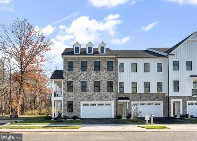 Property at 714 Walkers Mill Ln, Wilmington, DE 19807, 4 beds, 3.5 baths
