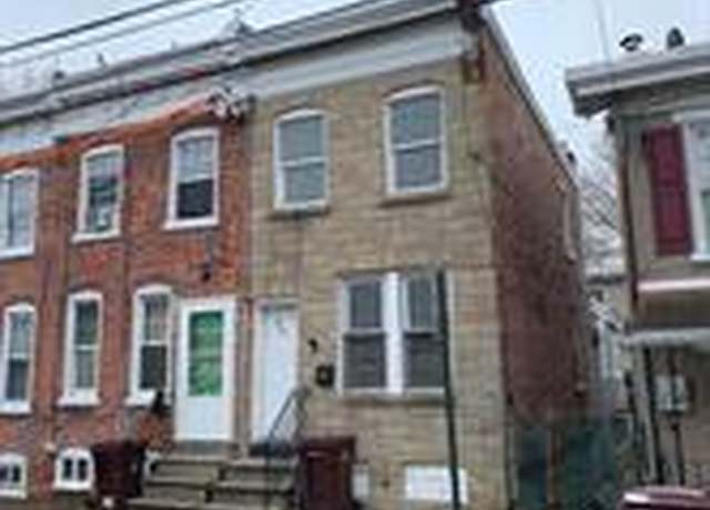 Property at 806 Anchorage St, Wilmington, DE 19805, 2 beds, 1 bath