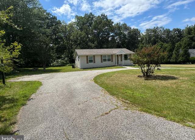 Property at 6145 Bumpy Oak Rd, La Plata, MD 20646, 3 beds, 1 bath