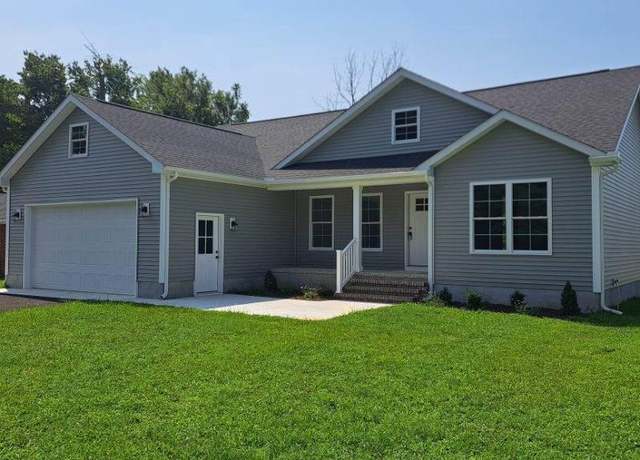 Property at 101 Thompson St, Hurlock, MD 21643, 3 beds, 2 baths