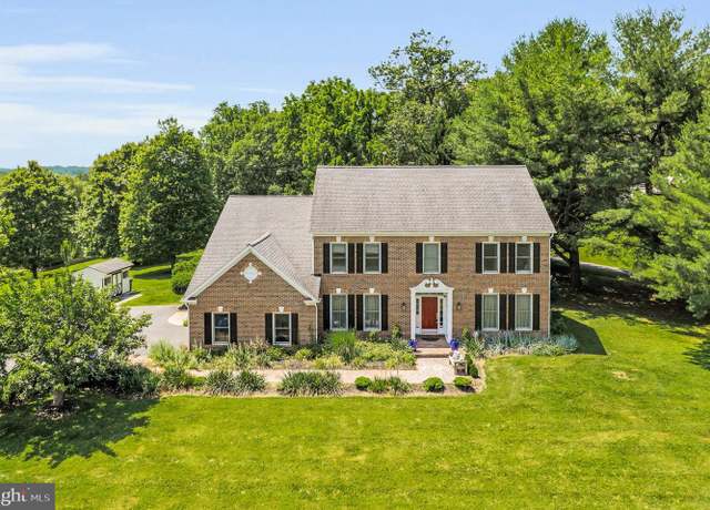 Property at 9238 English Meadow Way, Gaithersburg, MD 20882, 4 beds, 4.5 baths