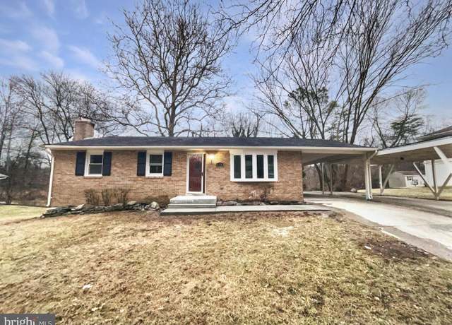 Property at 12511 Calvert Hills Dr, Beltsville, MD 20705, 3 beds, 3 baths