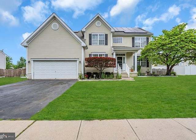 Property at 30 Homestead Dr, Pemberton, NJ 08068, 4 beds, 4 baths