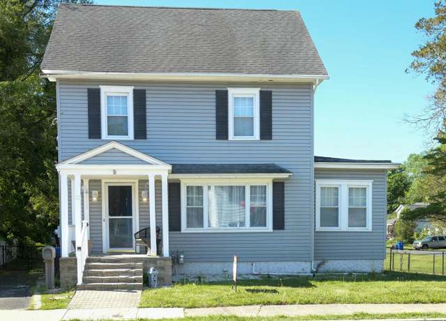 Property at 22 W Academy St, Clayton, NJ 08312, 3 beds, 1 bath