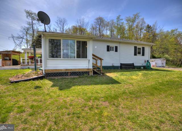 Property at 352 Mountain Pink, Bloomsburg, PA 17815, 3 beds, 1 bath