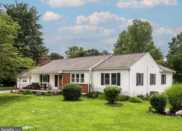 Property at 410 Indian Run Rd, Glenmoore, PA 19343, 3 beds, 2 baths