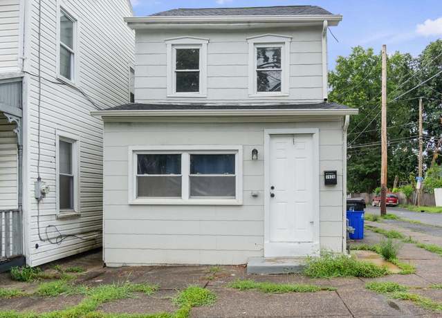 Property at 1926 Forster St, Harrisburg, PA 17103, 4 beds, 1.5 baths