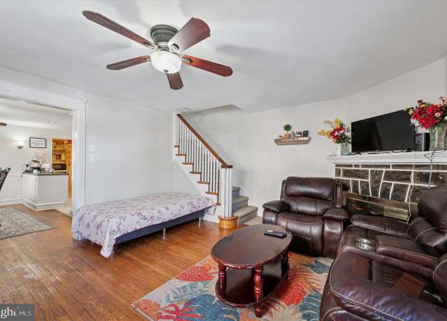Property at 718 Anderson Ave, Drexel Hill, PA 19026, 3 beds, 1.5 baths