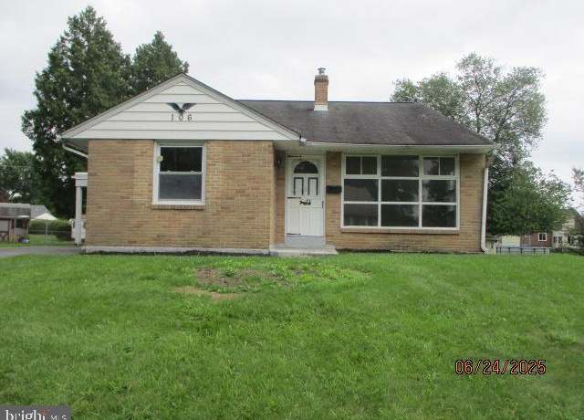 Property at 106 Marianville Rd, Aston, PA 19014, 3 beds, 1.5 baths