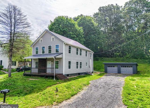 Property at 252 River Rd, Dalmatia, PA 17017, 6 beds, 2 baths