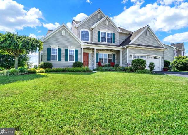 Property at 1300 Summit Run Ct, York, PA 17408, 4 beds, 2.5 baths
