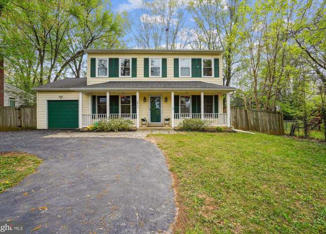 Property at 2915 Chain Bridge Rd, Oakton, VA 22124, 4 beds, 3.5 baths
