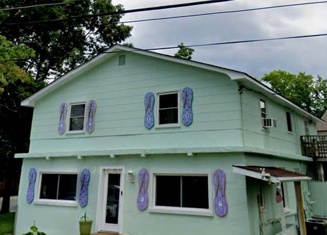 Property at 1819 Glenarm Rd, Edgewater, MD 21037, 5 beds, 2 baths
