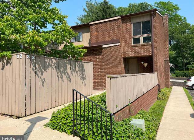 Property at 32 Fencepost Ct Unit D, Baltimore, MD 21208, 3 beds, 2.5 baths