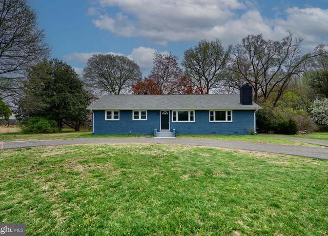 Property at 11925 Patchwork Pl, Waldorf, MD 20602, 4 beds, 2 baths