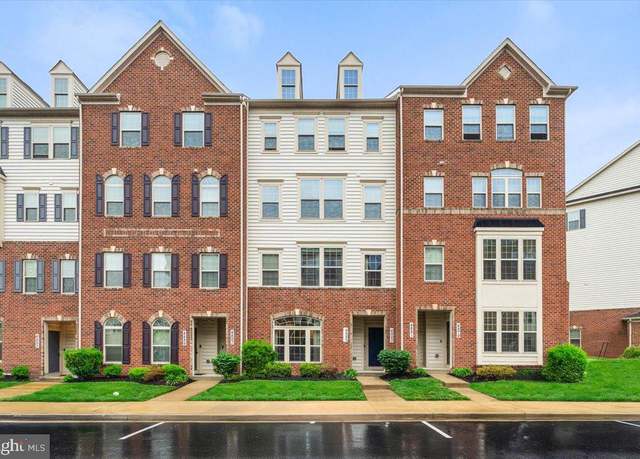 Property at 4885 Hiteshow Dr, Frederick, MD 21703, 3 beds, 2.5 baths