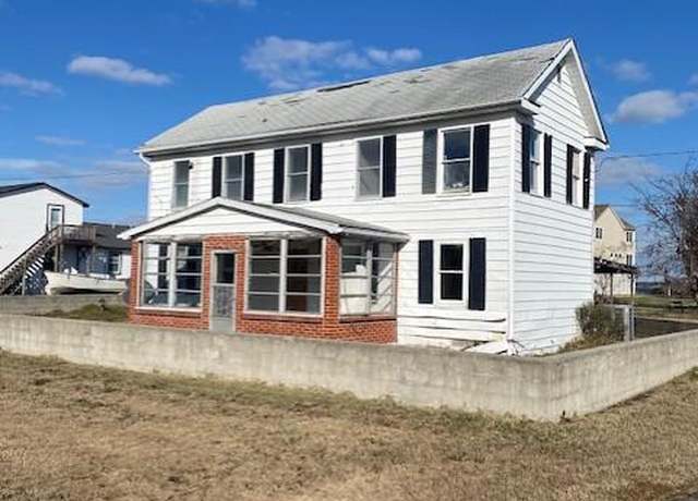 Property at 16430 Ball Point Rd, Piney Point, MD 20674, 3 beds, 2 baths