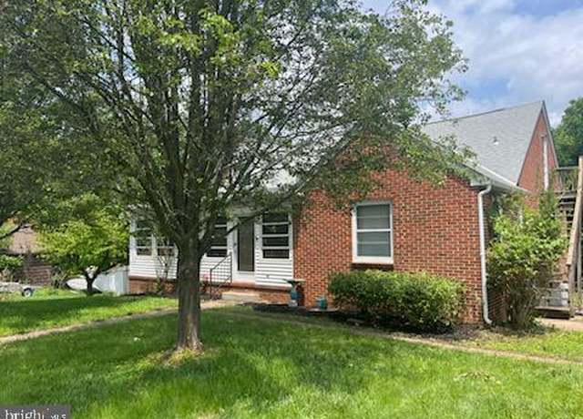 Property at 932 Mount Aetna Rd, Hagerstown, MD 21740, 3 beds, 2 baths