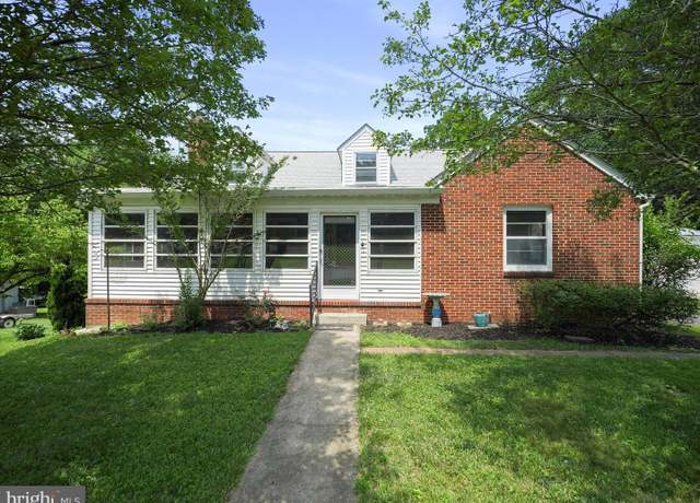 Property at 932 Mount Aetna Rd, Hagerstown, MD 21740, 3 beds, 2 baths