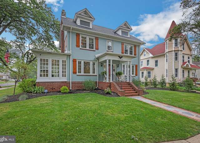 Property at 1023 Grant Ave, Collingswood, NJ 08107, 4 beds, 2.5 baths
