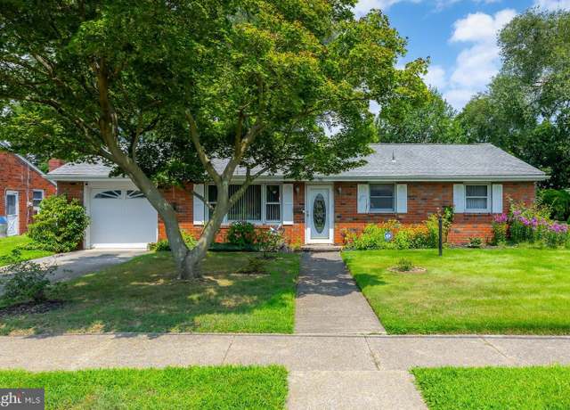 Property at 106 Carson Ave, Gibbstown, NJ 08027, 3 beds, 1 bath