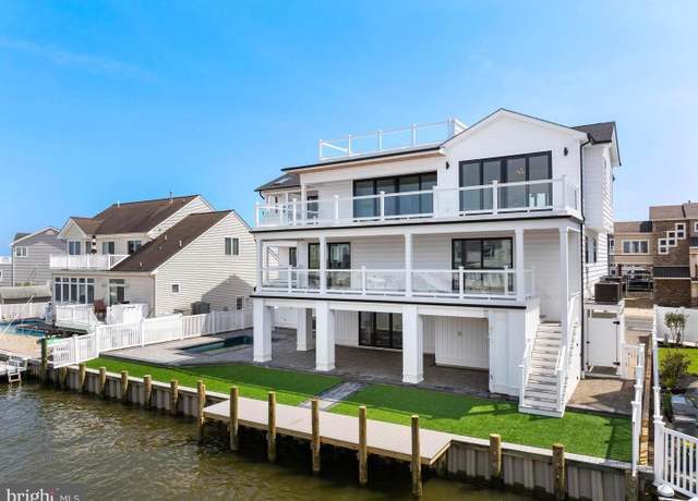 Property at 1166 Jennifer Ln, Manahawkin, NJ 08050, 5 beds, 5.5 baths