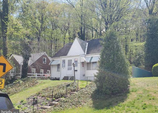 Property at 2638 Fairview Ave, Reading, PA 19606, 3 beds, 2 baths
