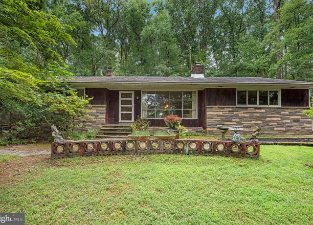 Property at 290 Jug Holw, Phoenixville, PA 19460, 3 beds, 2 baths