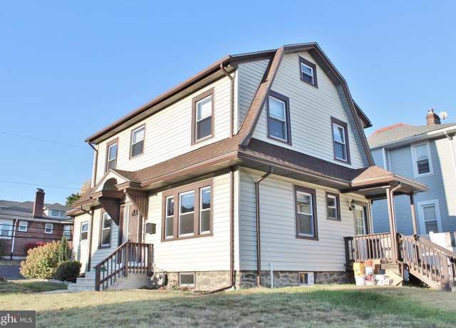 Property at 825 Washington Ave, Prospect Park, PA 19076, 3 beds, 1.5 baths